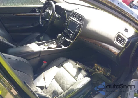 2016 Nissan Maxima 3.5 Platinum из США, поврежденный, VIN 1N4AA6AP2GC375449